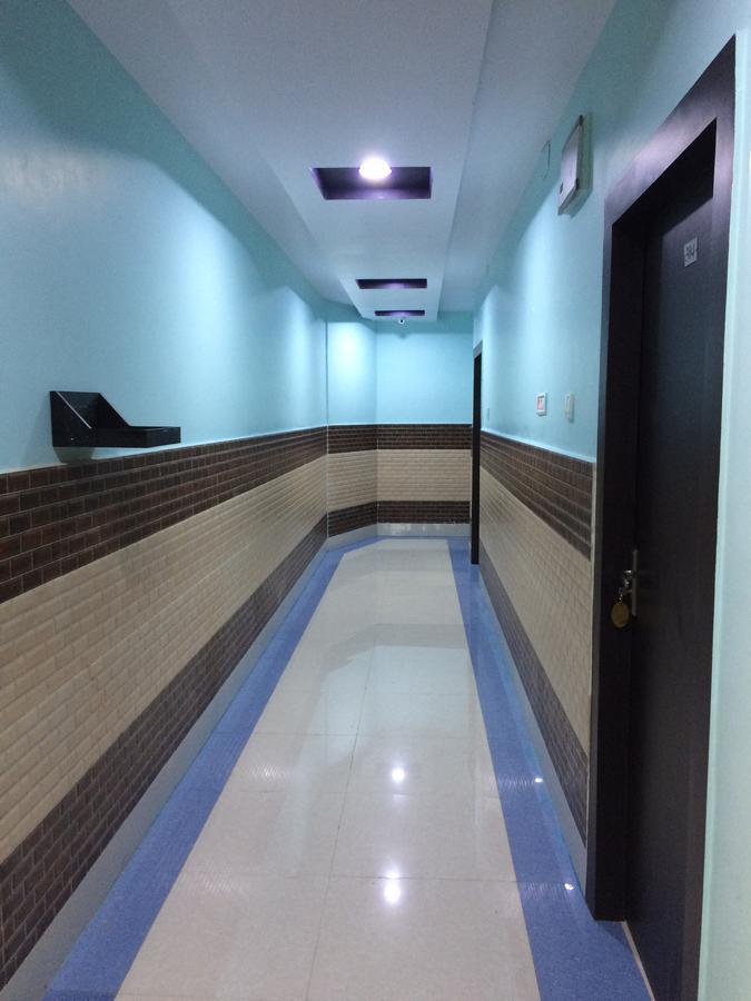 דאוגהאר Hotel Sharda Inn מראה חיצוני תמונה