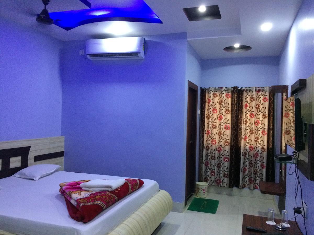 דאוגהאר Hotel Sharda Inn מראה חיצוני תמונה