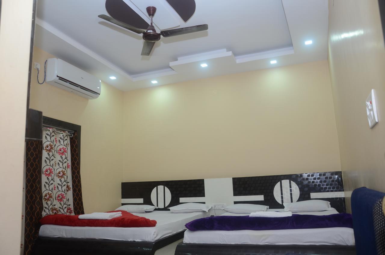 דאוגהאר Hotel Sharda Inn מראה חיצוני תמונה