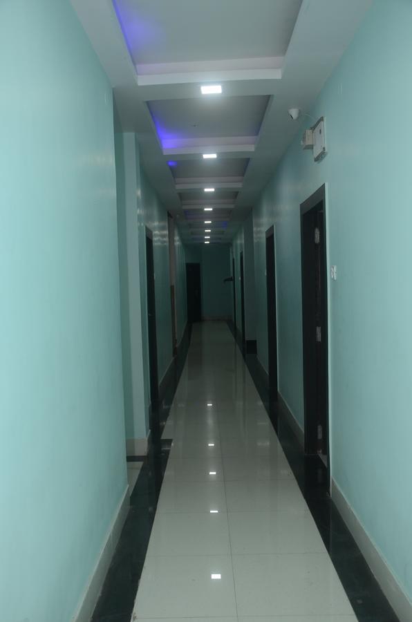 דאוגהאר Hotel Sharda Inn מראה חיצוני תמונה